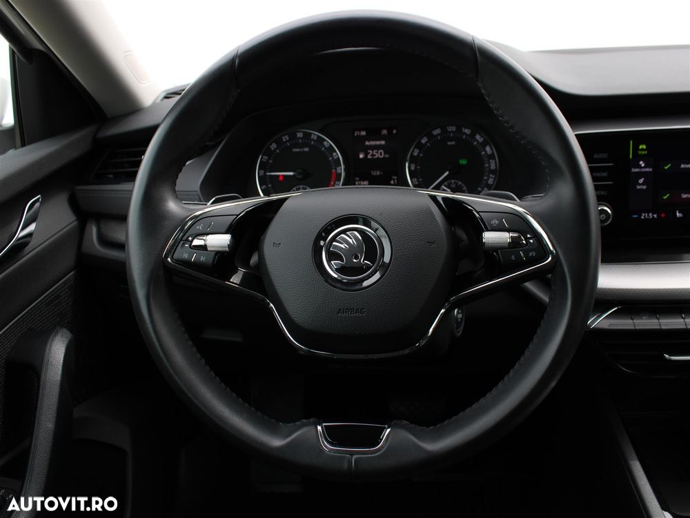 Skoda Octavia 2.0 TDI DSG Ambition - 15