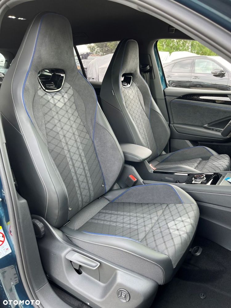 Volkswagen Tiguan - 10