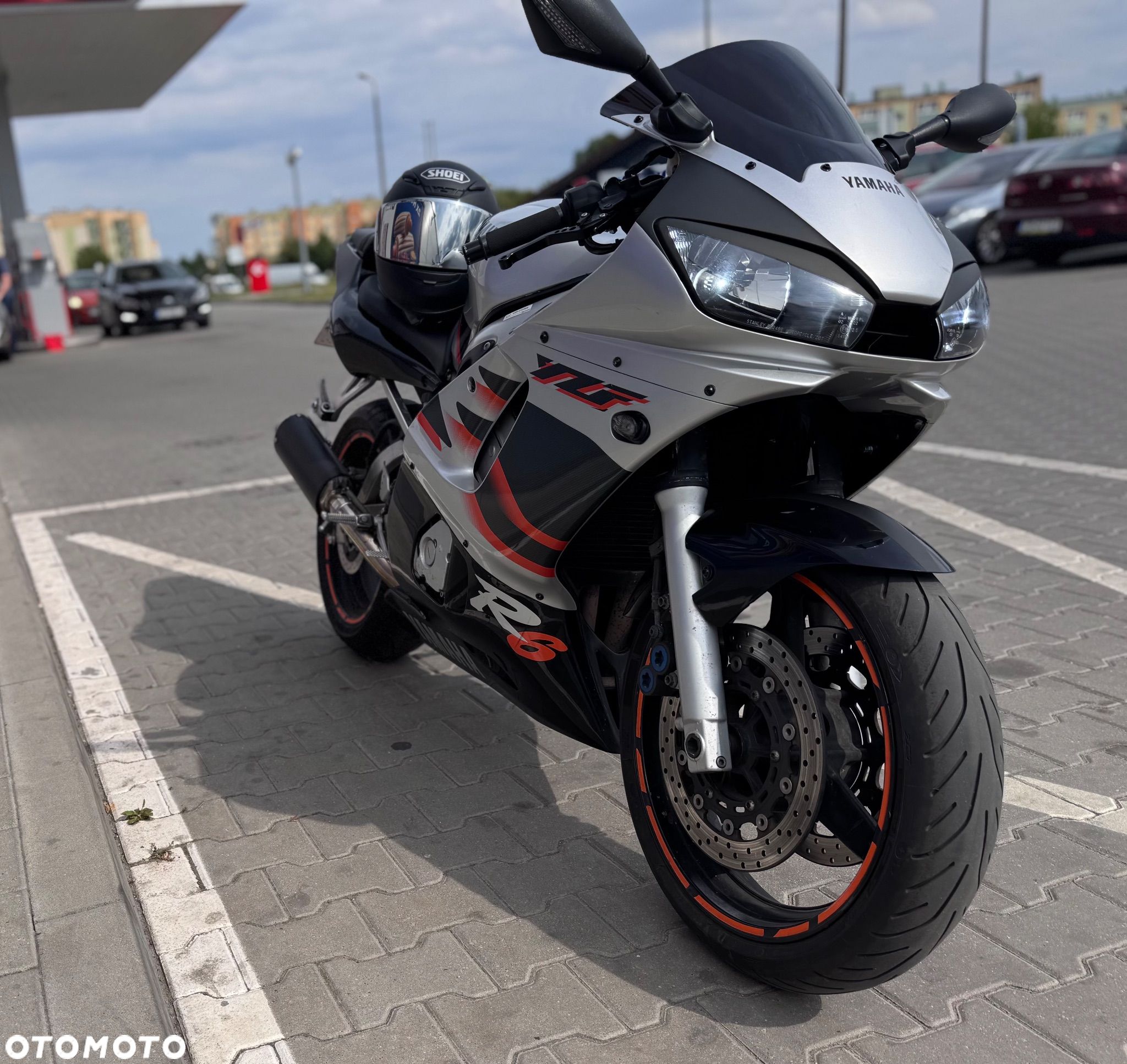 Yamaha R6 - 1