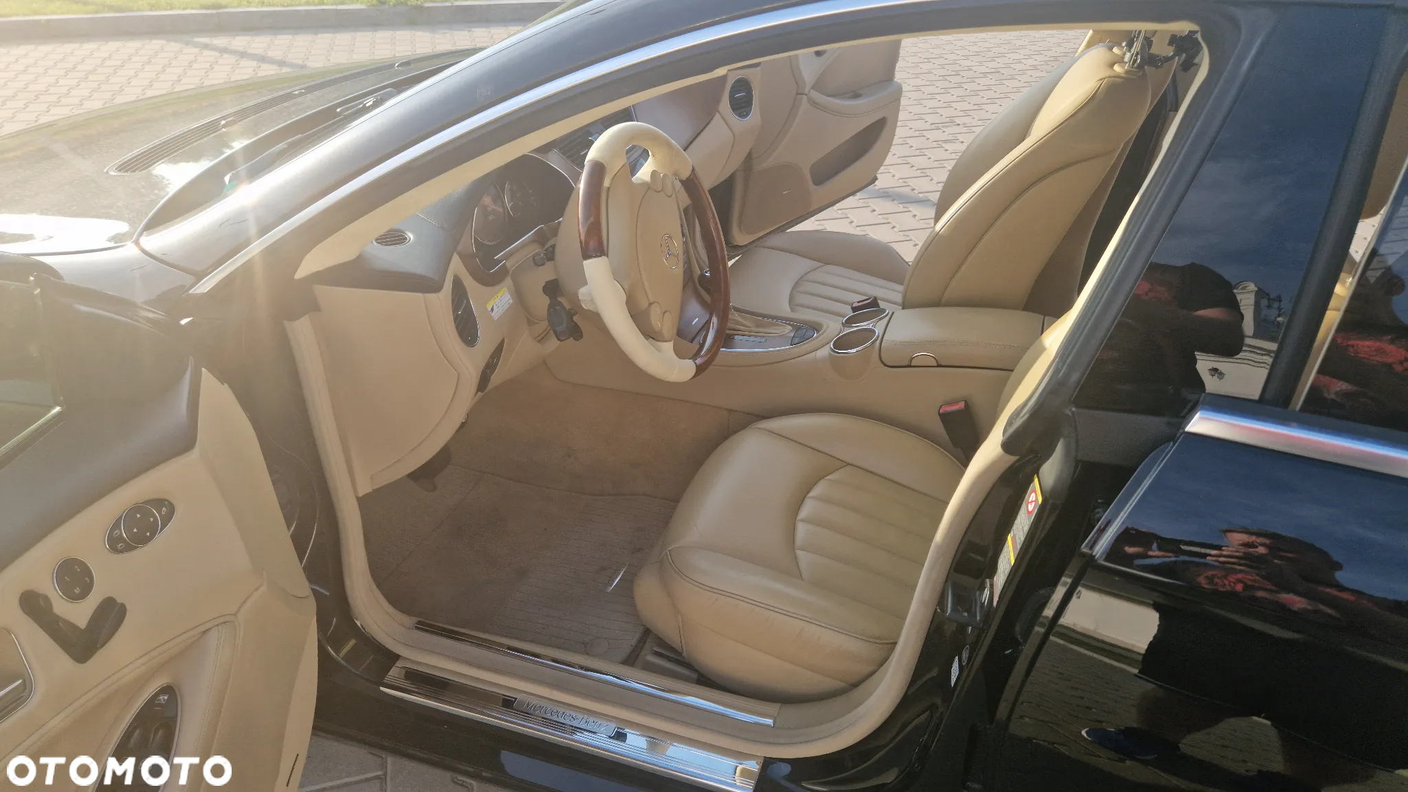 Mercedes-Benz CLS 500 - 21