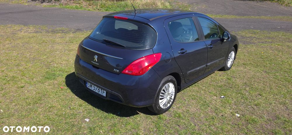 Peugeot 308 HDi FAP 90 Active - 11