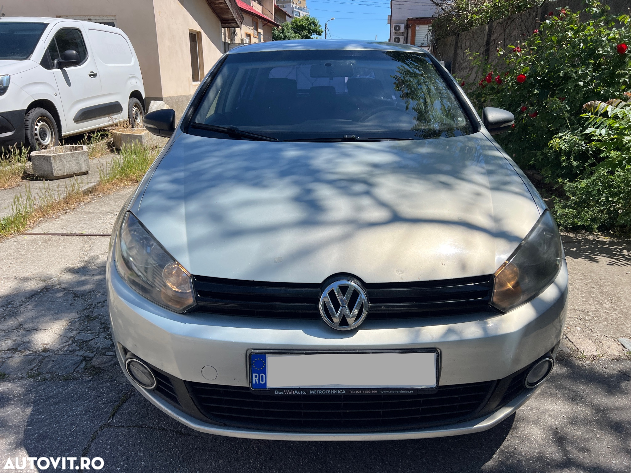 Volkswagen Golf 1.6 TDI BMT Comfortline - 11