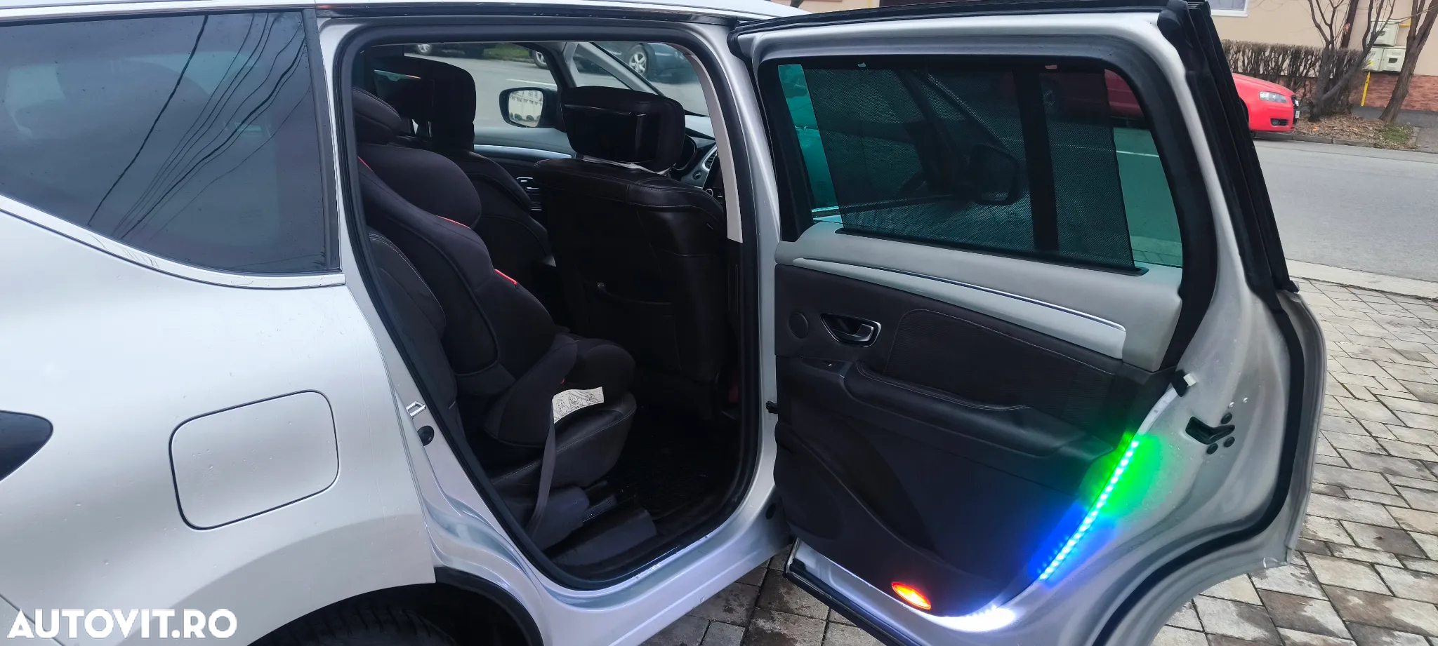 Renault Espace Energy dCi 160 EDC Initiale Paris - 8