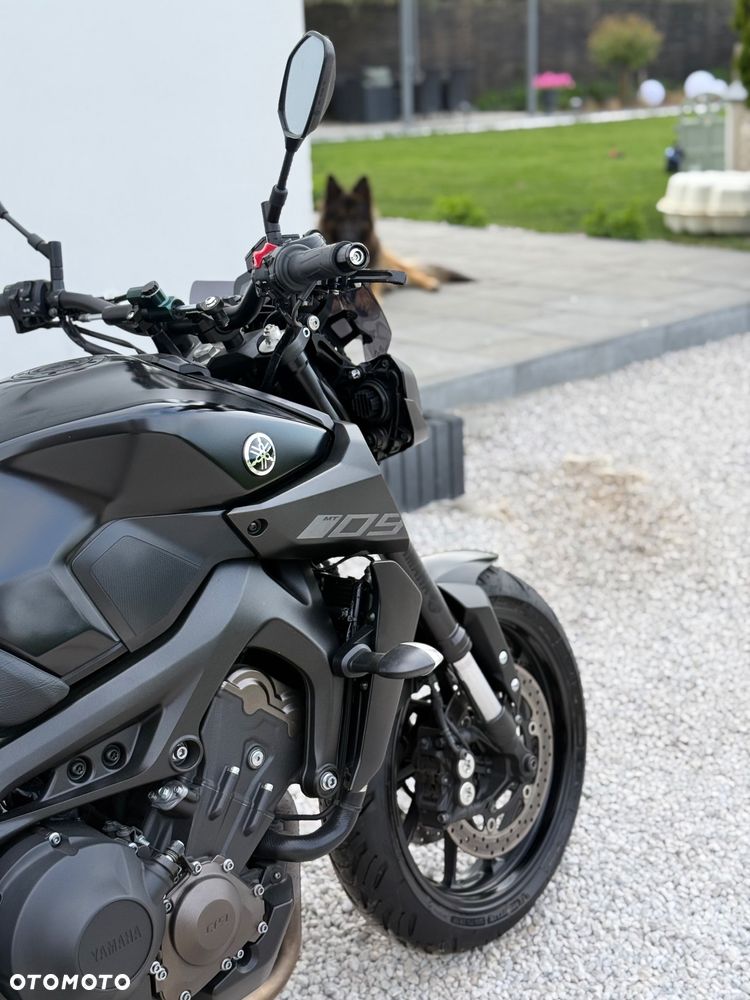 Yamaha MT - 2