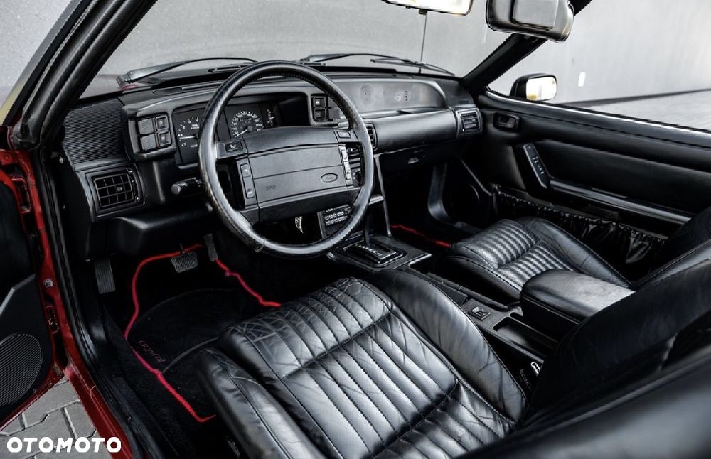 Ford Mustang - 17