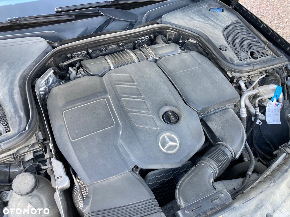 Mercedes-Benz Klasa E 220 d 9G-TRONIC - 30