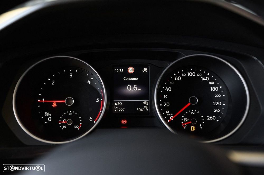 VW Tiguan 2.0 TDI Life - 38