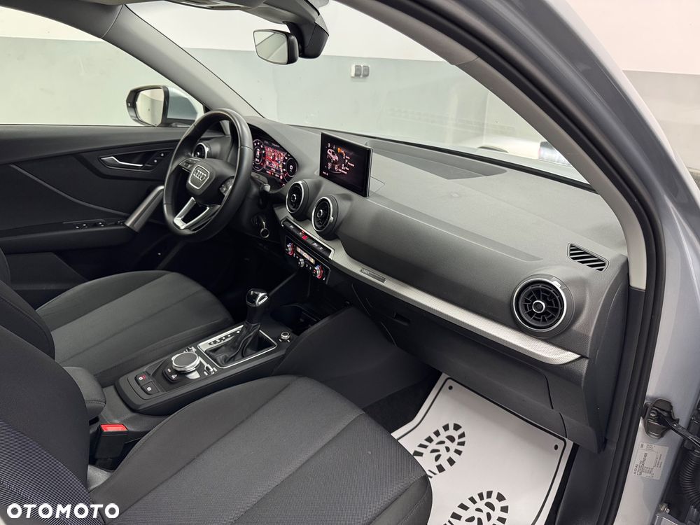 Audi Q2 35 TFSI S tronic design - 30