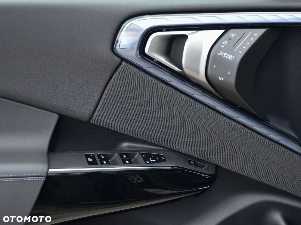 BMW X3 xDrive20d mHEV - 24