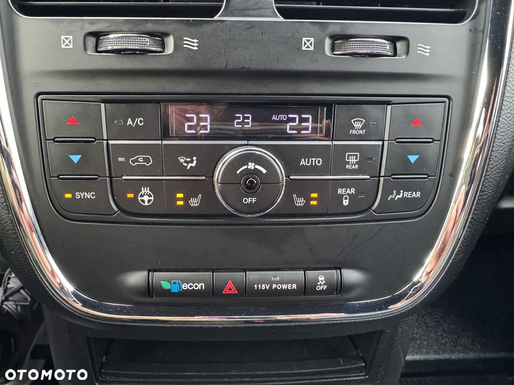 Dodge Grand Caravan 3.6 R/T - 36