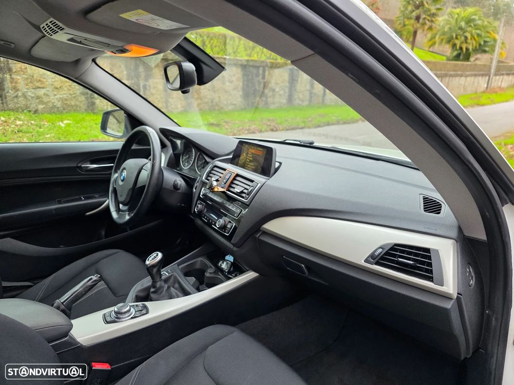 BMW 116 d EfficientDynamics Edition Sport Line - 10