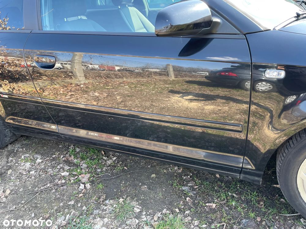DRZWI PRAWY PRZÓD AUDI A3 8P 3D LZ9Y - 1