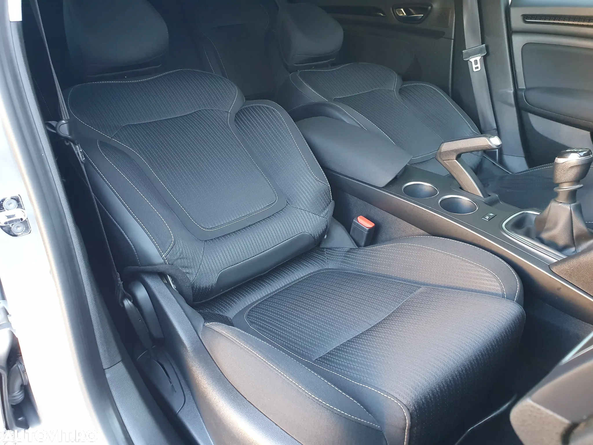 Renault Megane Grandtour ENERGY dCi 110 Start & Stopp Paris Business - 14