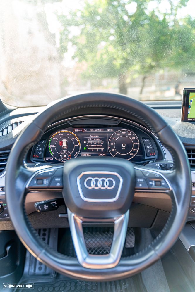 Audi Q7 3.0 TDI E-tron quattro S-line Tiptronic - 11