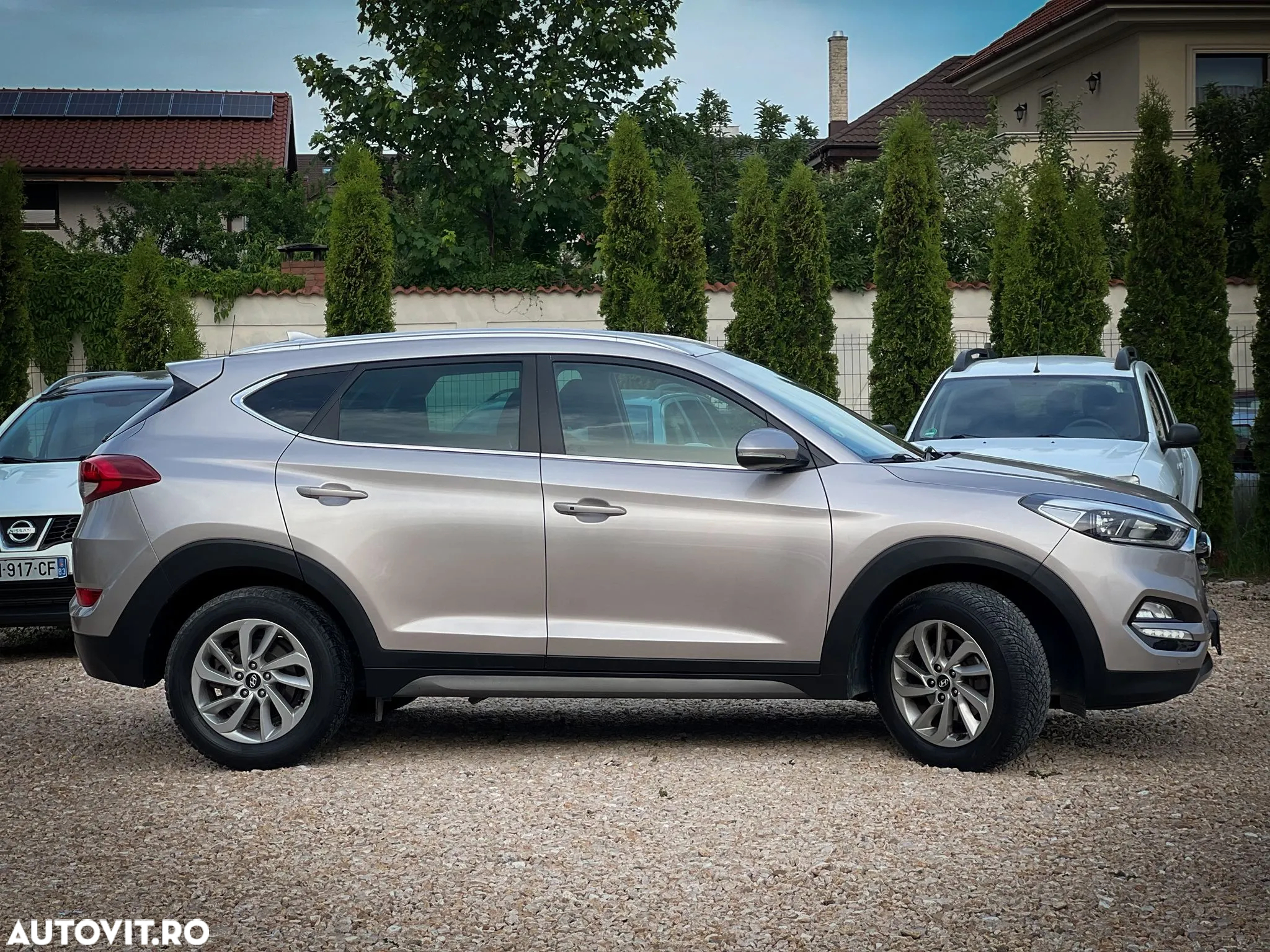 Hyundai Tucson blue 1.7 CRDi 2WD DCT Premium - 3