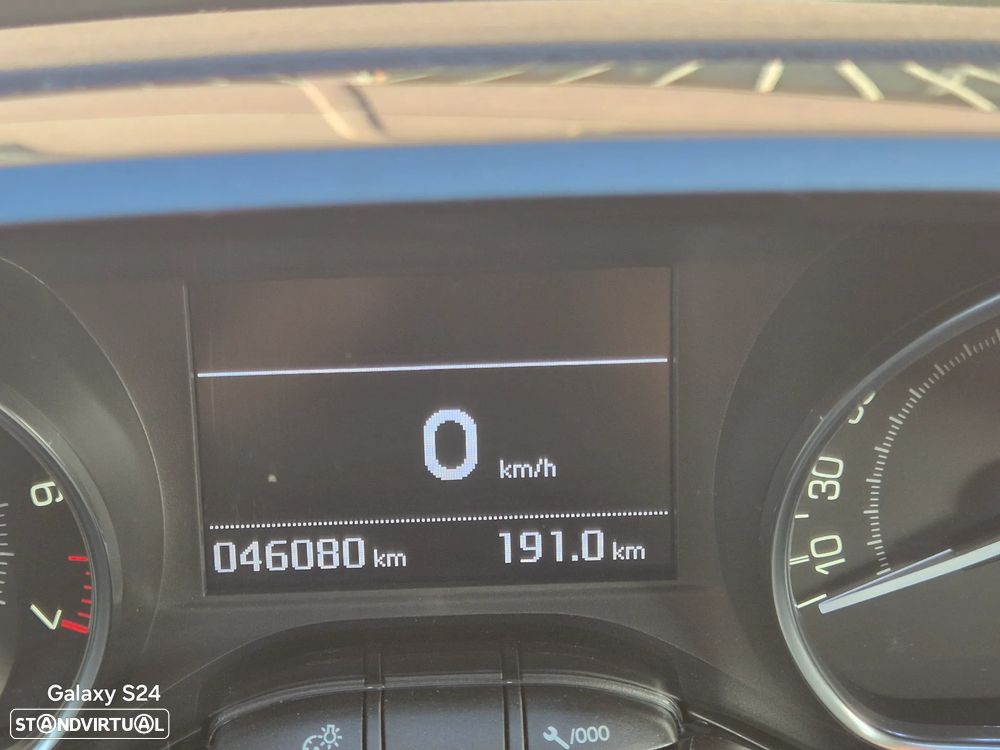 Peugeot 2008 1.2 PureTech Style - 5