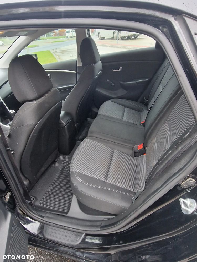 Hyundai i30 1.4 Advantage - 17