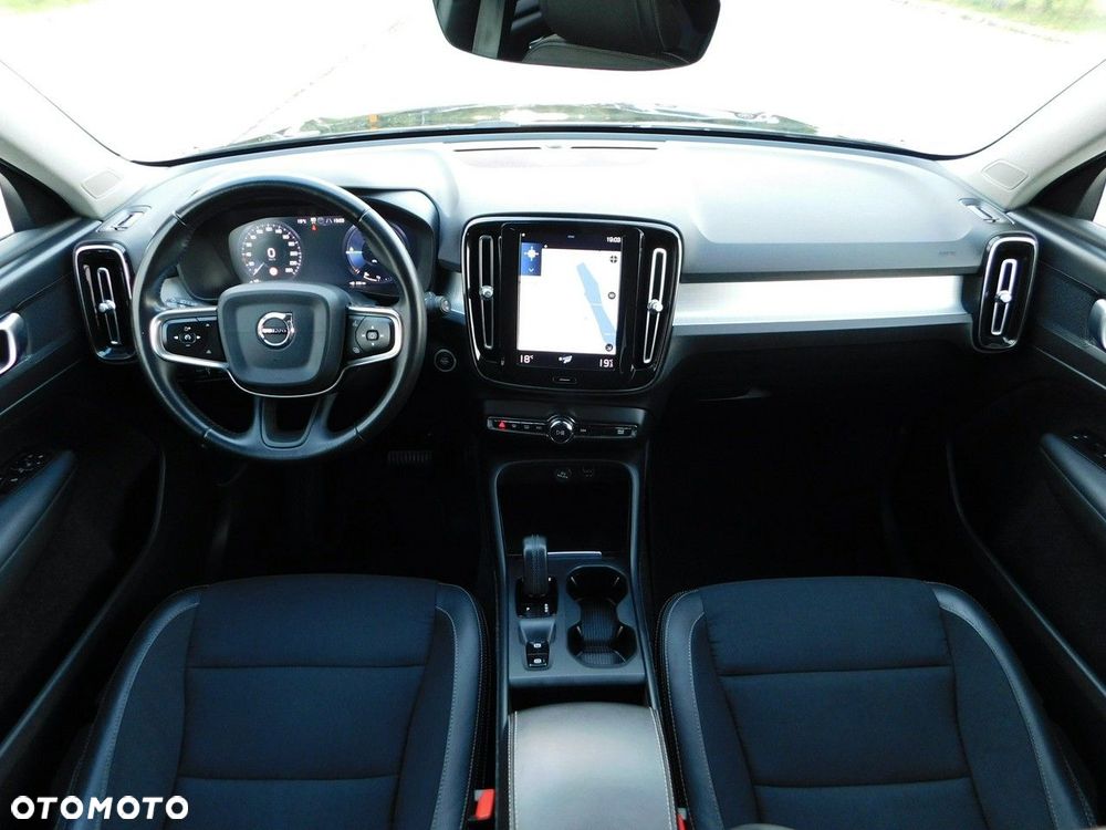 Volvo XC 40 T5 Plug-In Hybrid Momentum Pro - 8