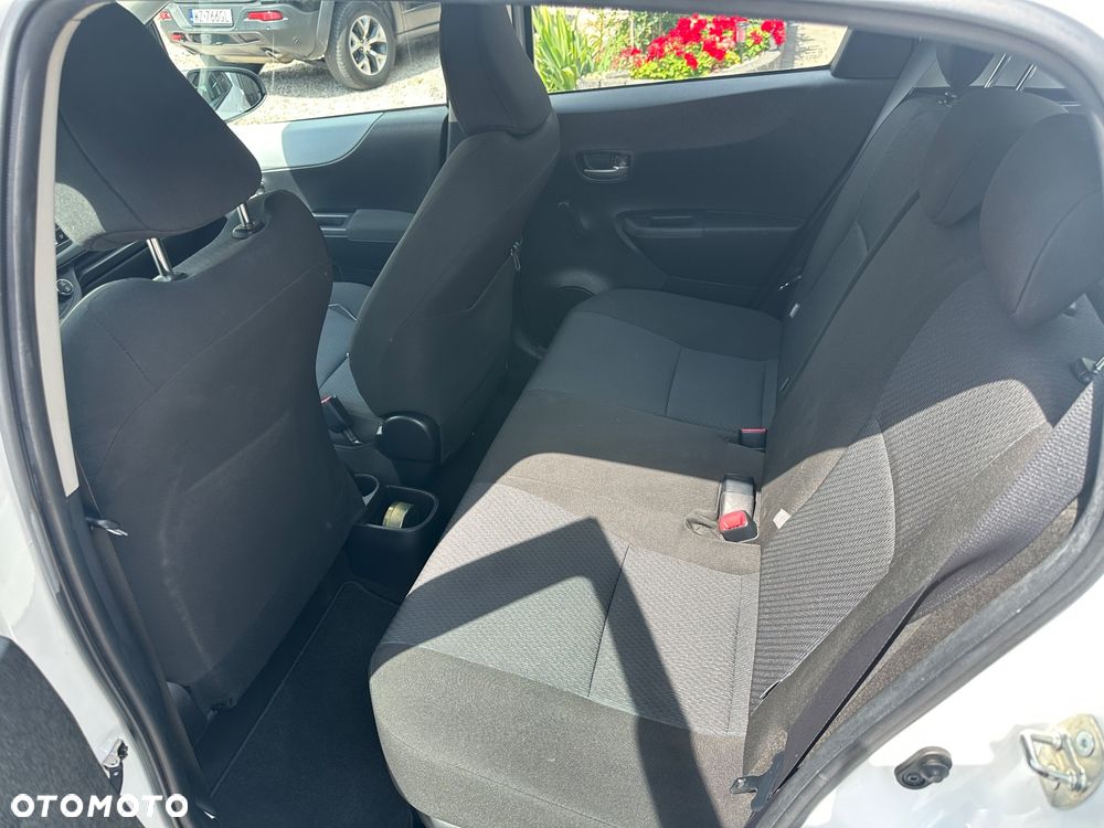 Toyota Yaris - 5