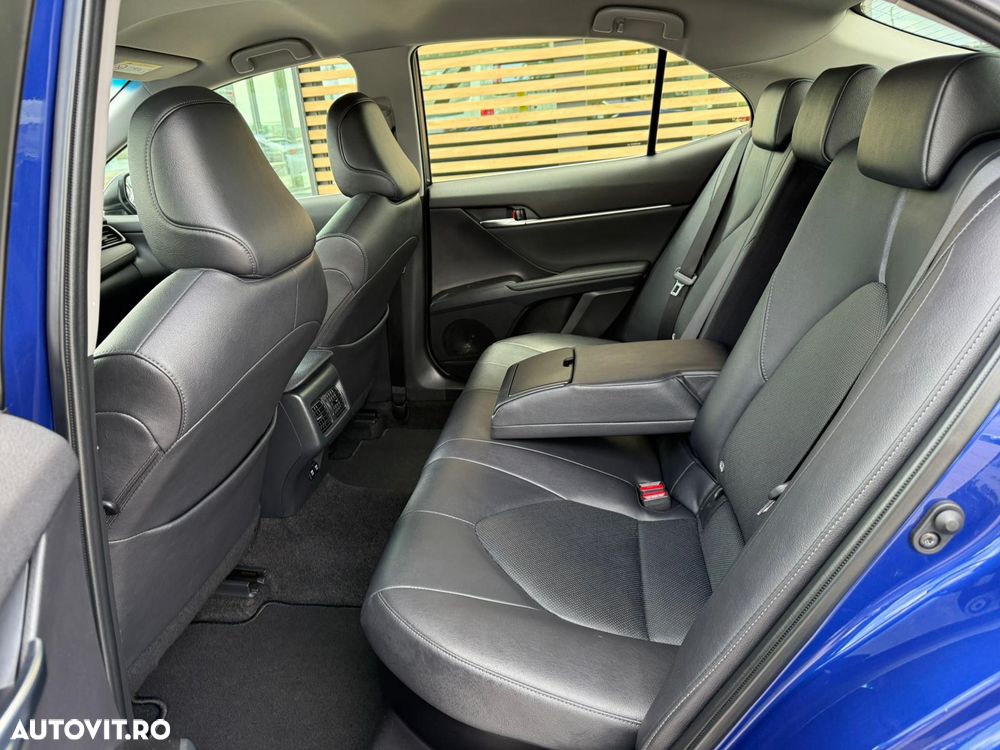 Toyota Camry 2.5 Business - 15