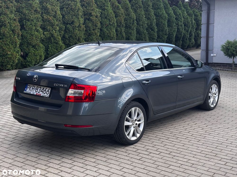 Skoda Octavia 2.0 TDI Style DSG - 5