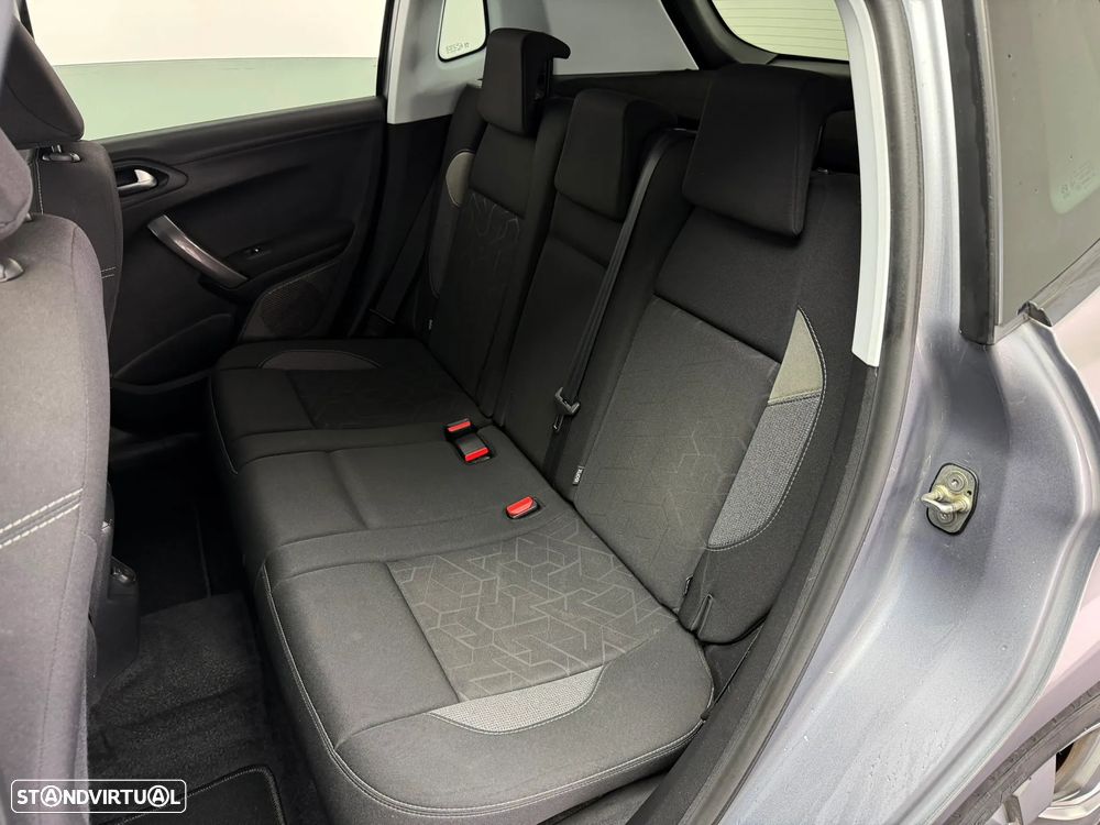 Peugeot 2008 1.2 PureTech Style - 10
