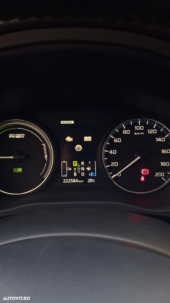 Mitsubishi Outlander 2.0 Litre DOHC MIVEC 4WD Instyle Navi - 21