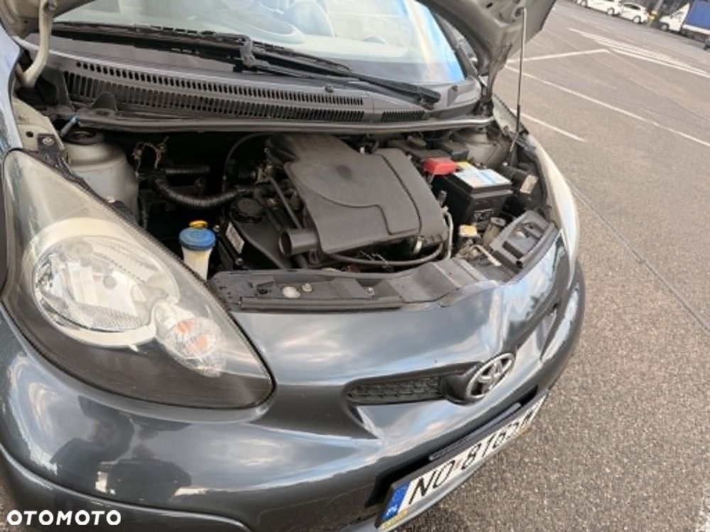 Toyota Aygo Standard - 2