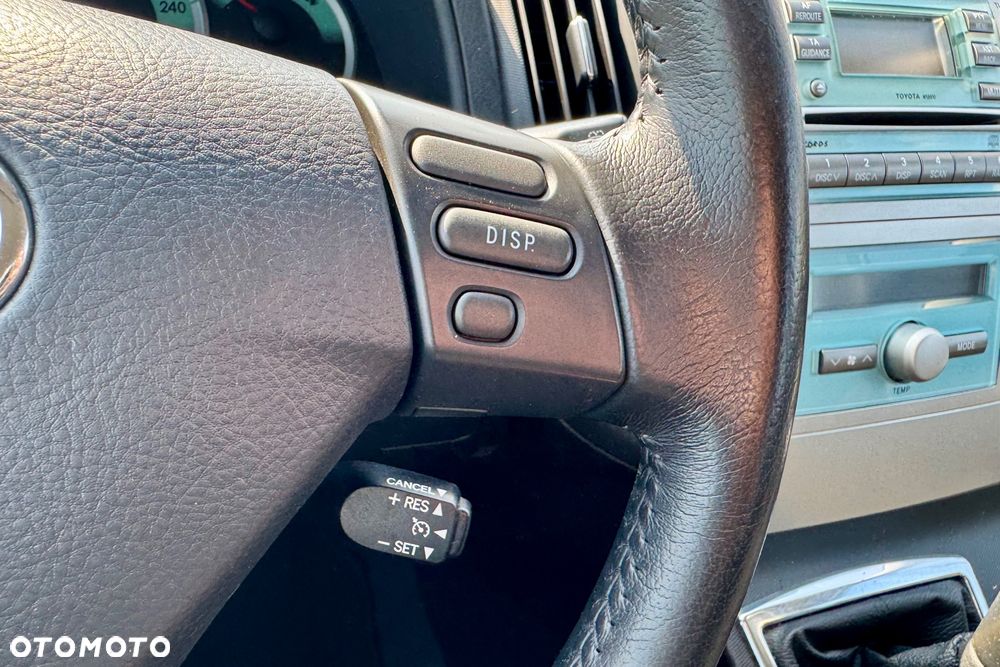 Toyota Corolla Verso - 24