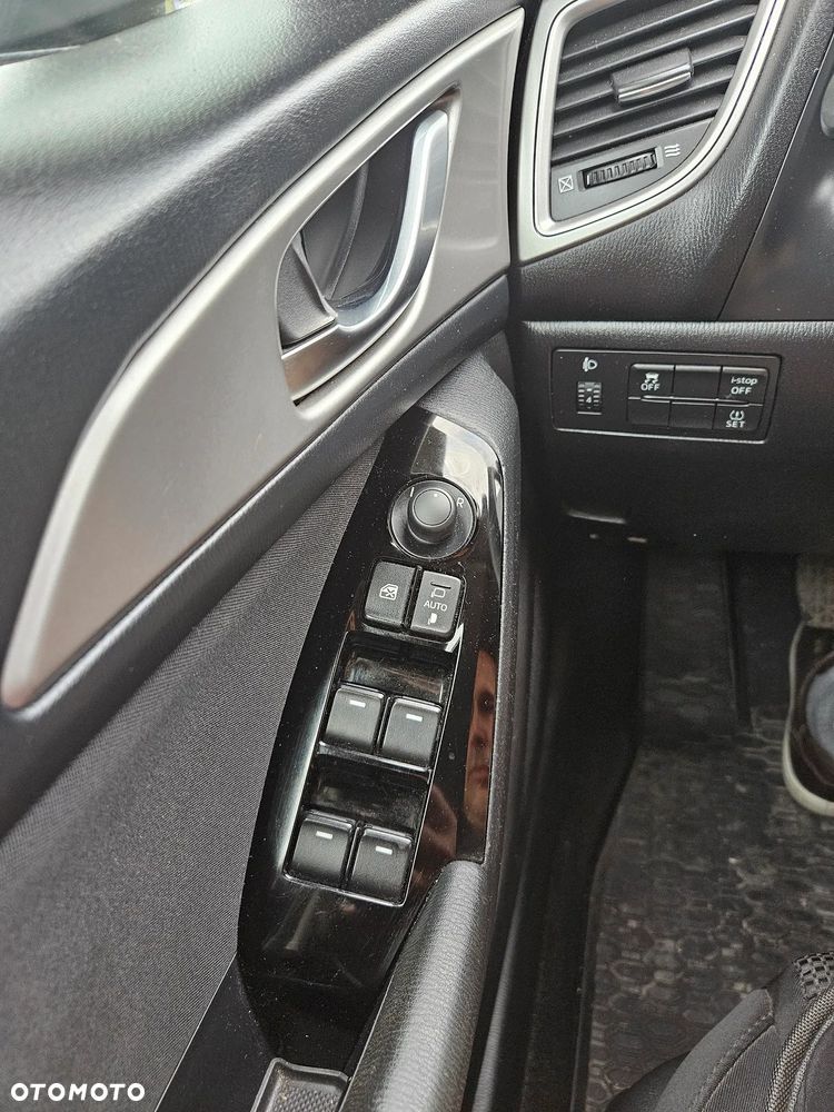 Mazda 3 SKYACTIV-G 120 Exclusive-Line - 14