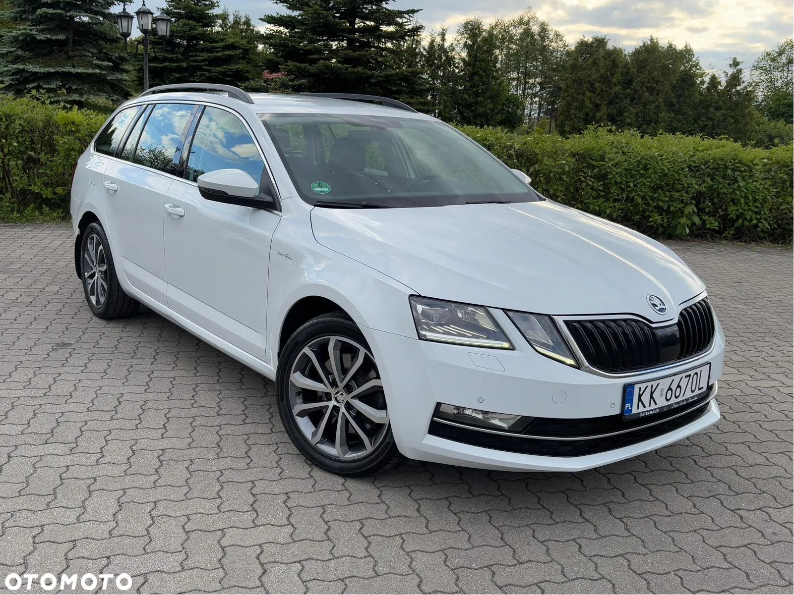 Skoda Octavia 2.0 TDI 4x4 L&K DSG - 2