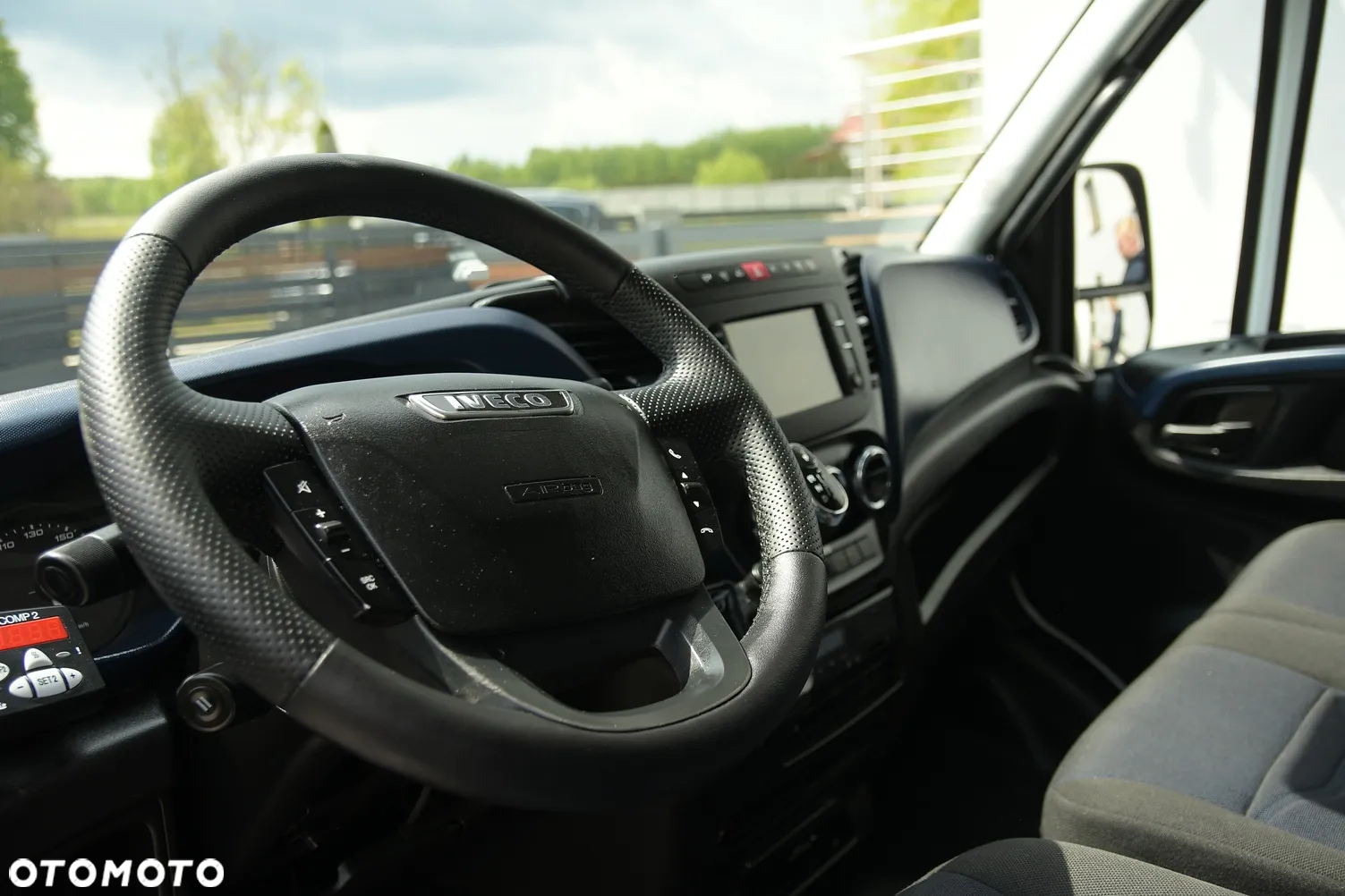 Iveco DAILY 72-180 * HiMATIC * 2x Agregat*CHŁODNIA / MROŹNIA Carrier PULSOR 600MT + WINDA ZAŁADOWCZA * IDEALNY STAN! - 37