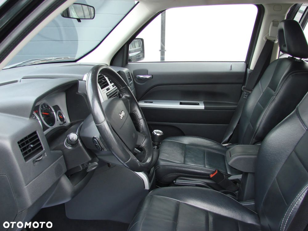 Jeep Patriot - 16