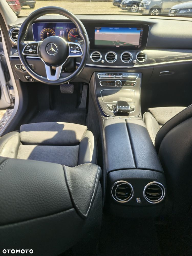 Mercedes-Benz Klasa E - 4