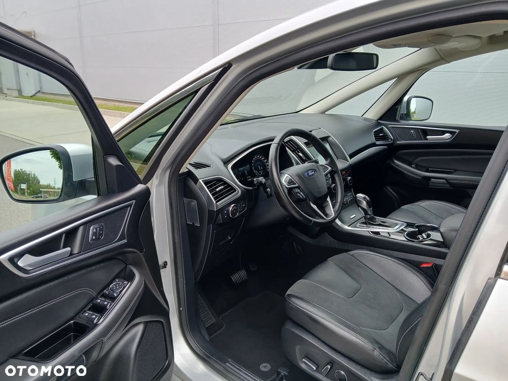 Ford S-Max 2.0 TDCi Titanium PowerShift - 15