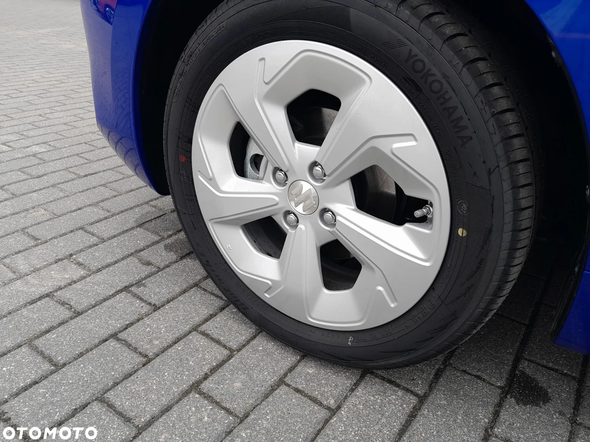 Suzuki Swift 1.2 Dualjet SHVS Premium Plus CVT - 9