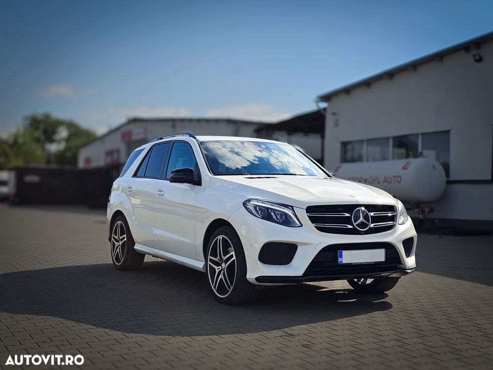 Mercedes-Benz GLE - 10