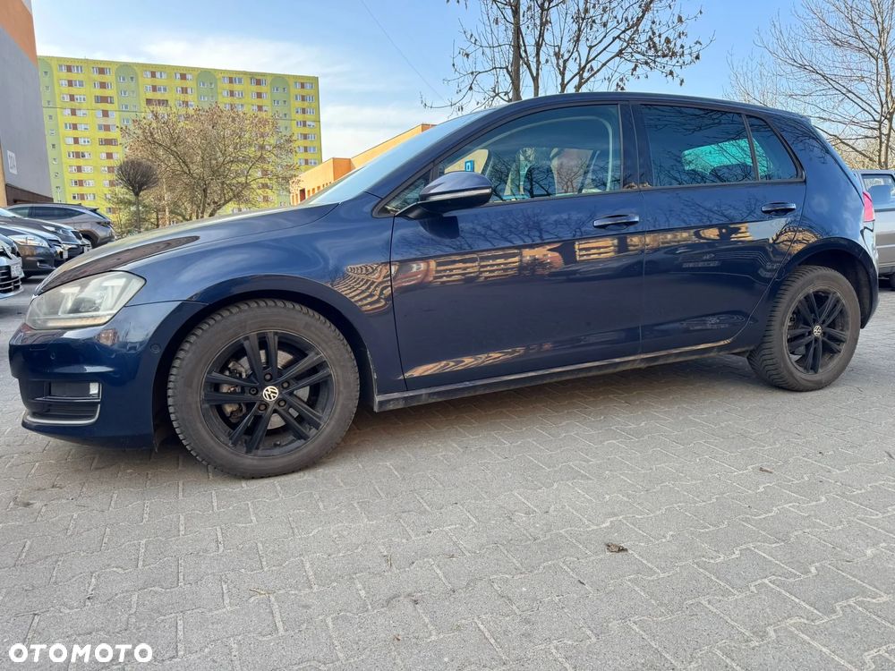 Volkswagen Golf 2.0 TDI (BlueMotion Technology) DSG Highline - 3