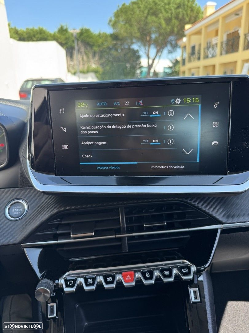 Peugeot e-208 50 kWh Allure - 19