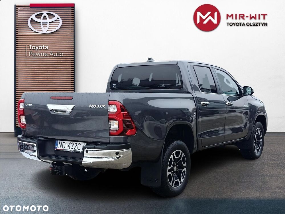 Toyota Hilux 2.8 D-4D mHEV Double Cab Executive 4x4 - 5
