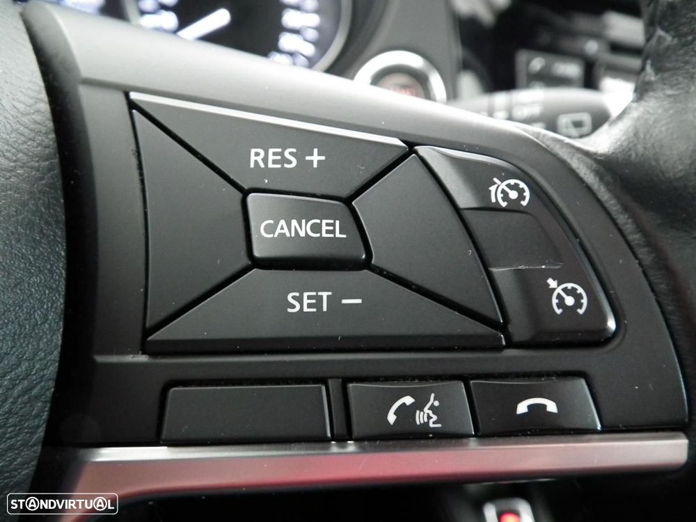 Nissan Qashqai 1.6 dCi Tekna Premium +Xtronic - 31