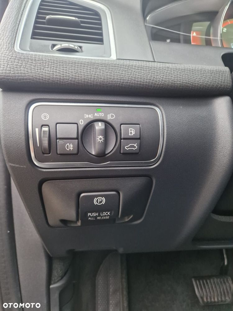 Volvo XC 60 D4 Geartronic Summum - 23