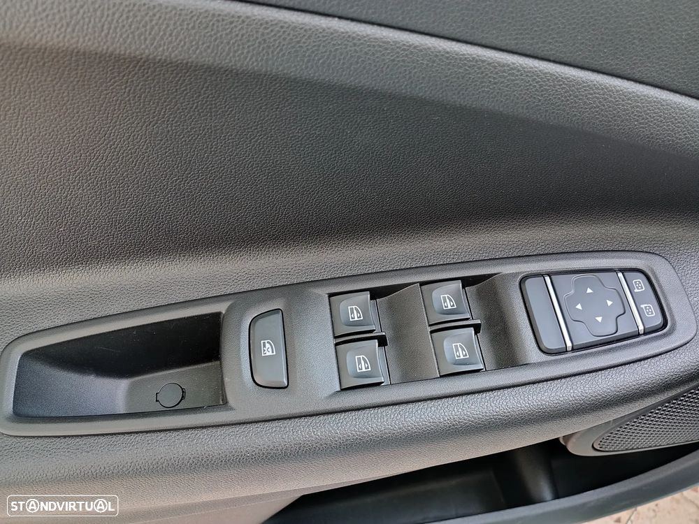 Renault Zoe (c/ Bateria) Z.E. 50 EXPERIENCE - 30