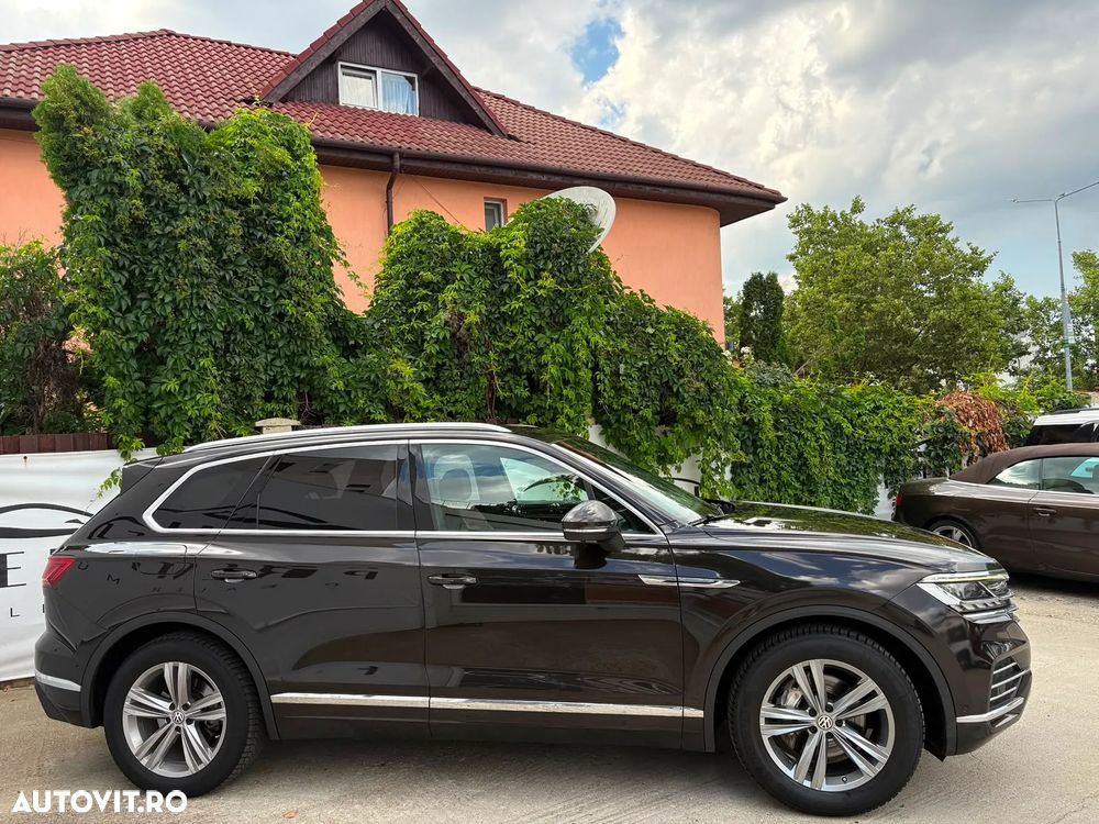 Volkswagen Touareg - 11