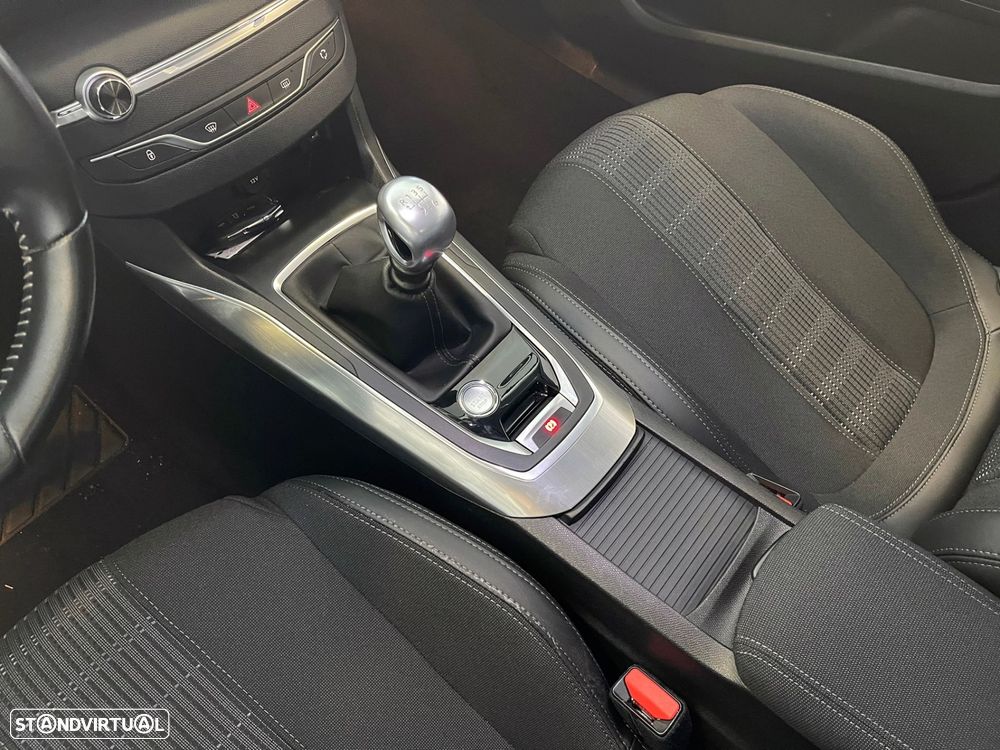 Peugeot 308 SW 1.5 BlueHDi Allure Pack - 31
