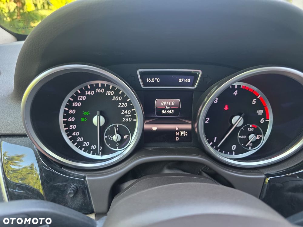 Mercedes-Benz ML 350 BlueTEC 4MATIC 7G-TRONIC - 10