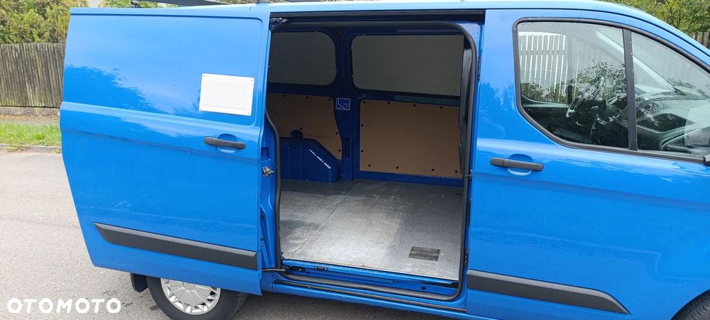 Ford Tourneo Connect - 14