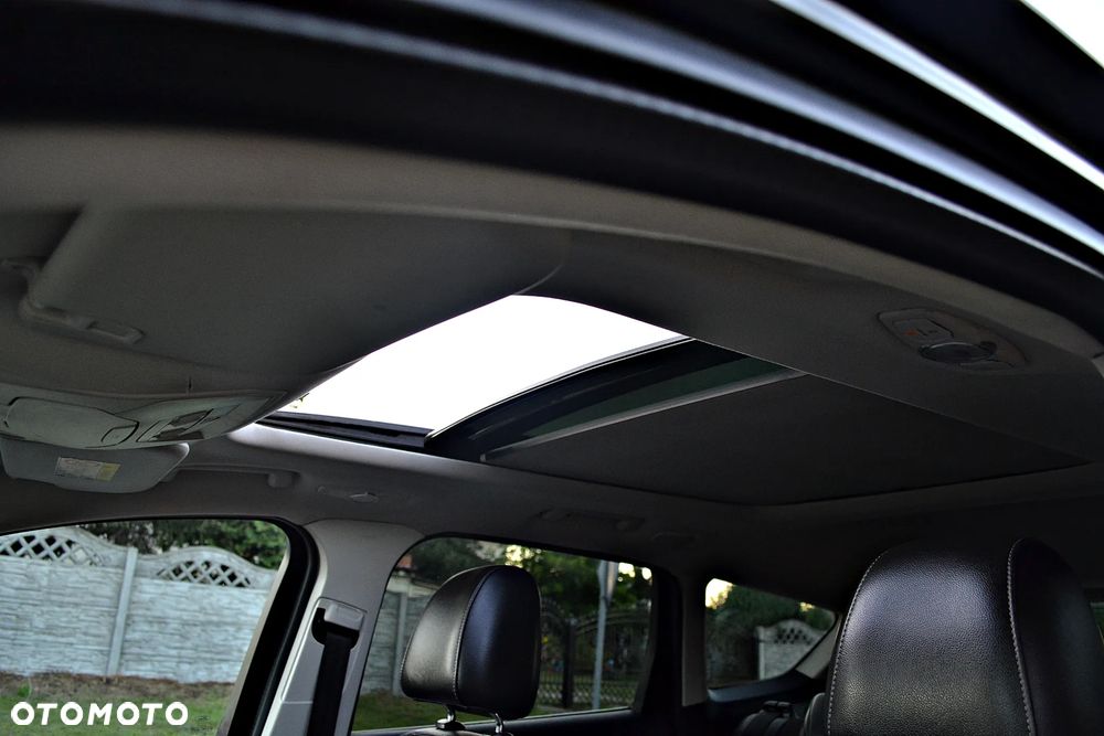 Ford Kuga 2.0 TDCi 4x4 Individual - 38