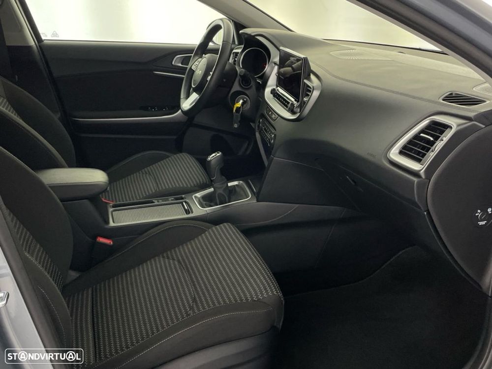 Kia XCeed 1.0 T-GDI Dynamic - 22