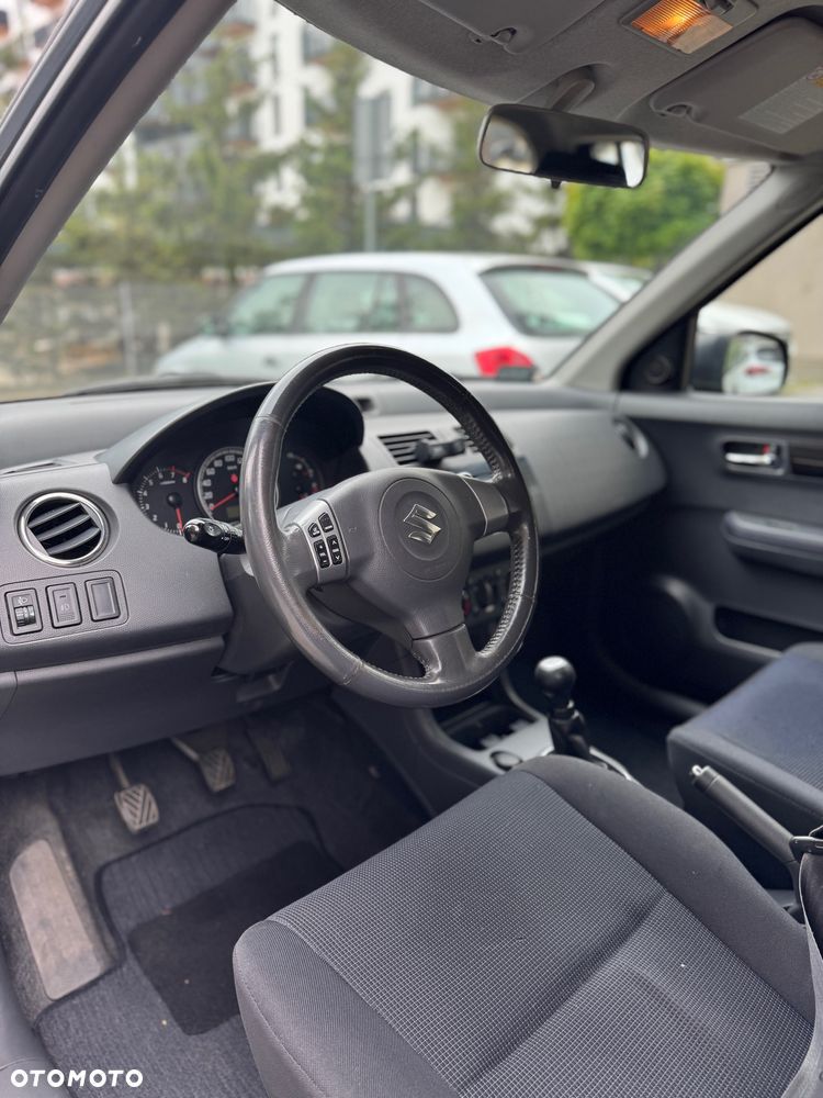 Suzuki Swift 1.3 GS / Premium - 12